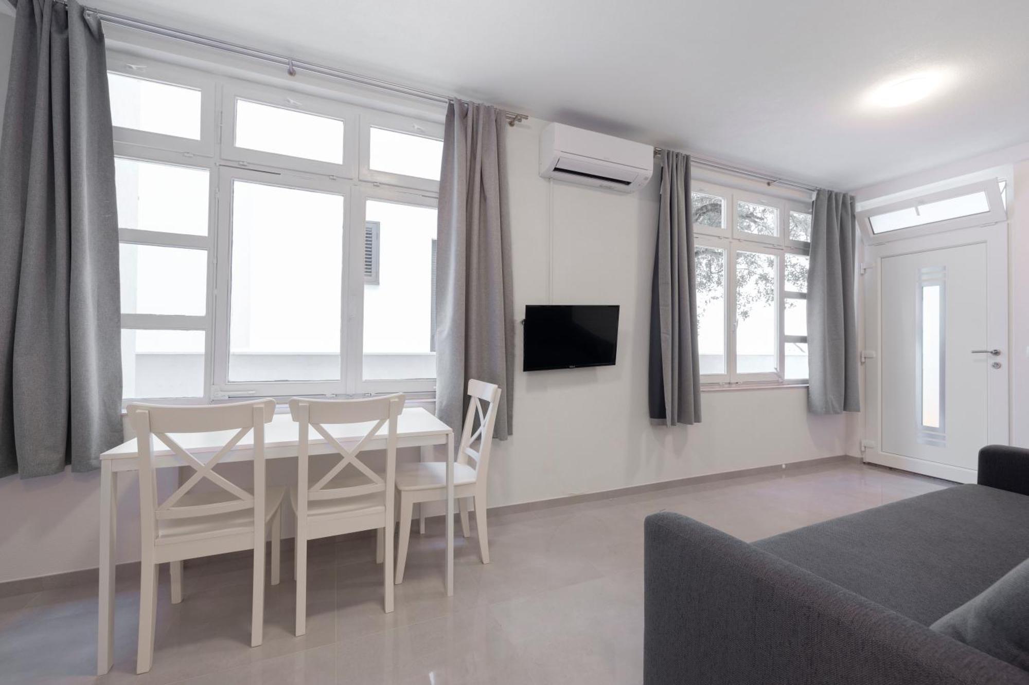 Bulbuli Hotel Makarska Exterior photo